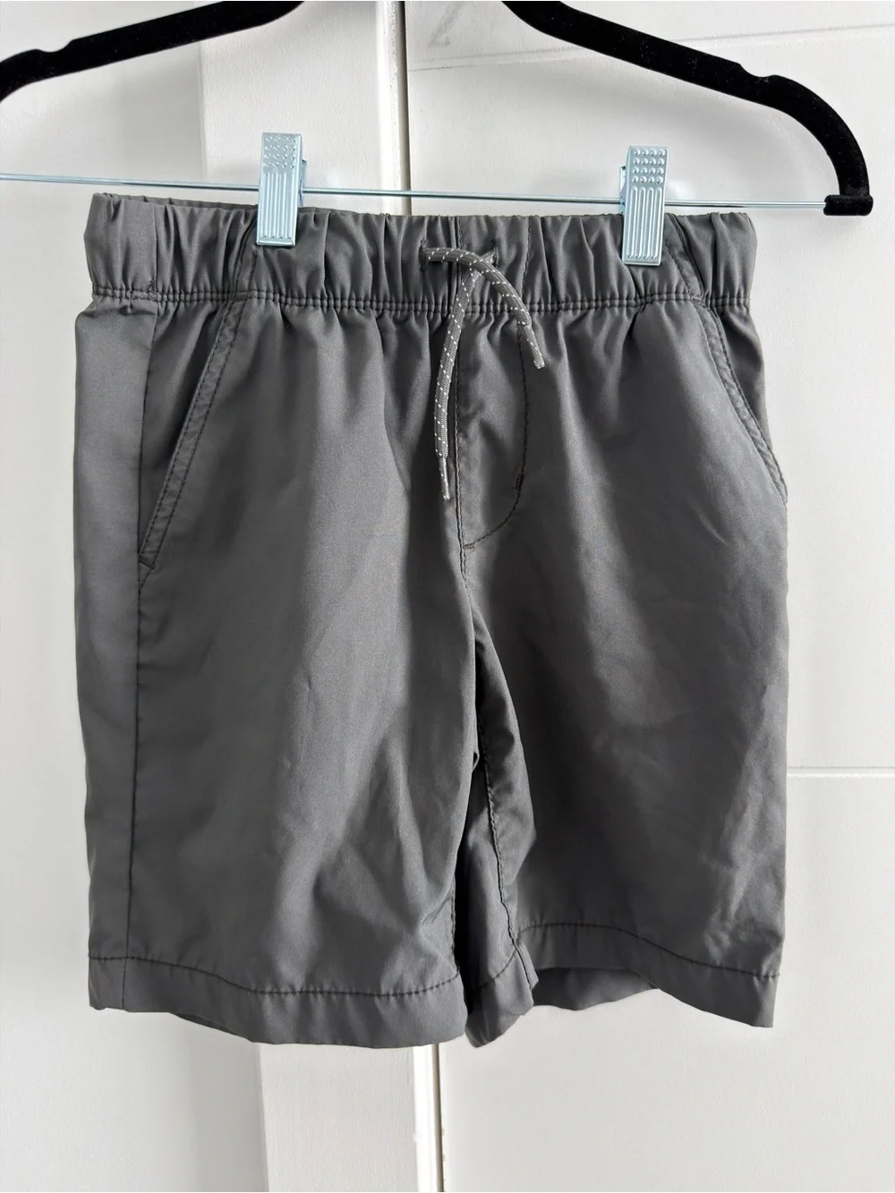 Old Navy Elastic Waist Dry Quick Shorts - set of 2